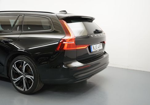 Volvo V60, 2023 3