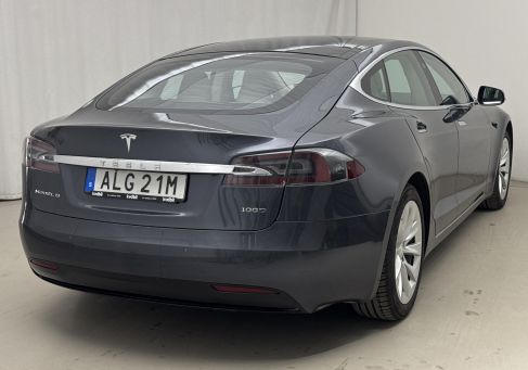 Tesla Model S, 2018