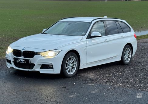 BMW 318, 2013