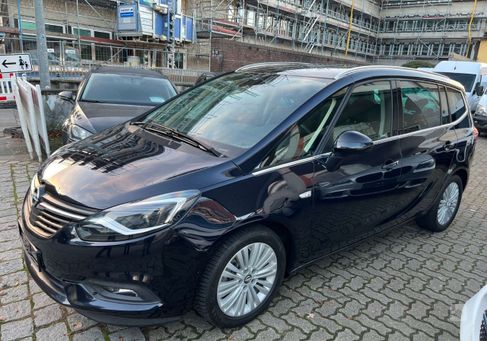 Opel Zafira, 2018