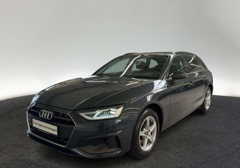 Audi A4, 2022