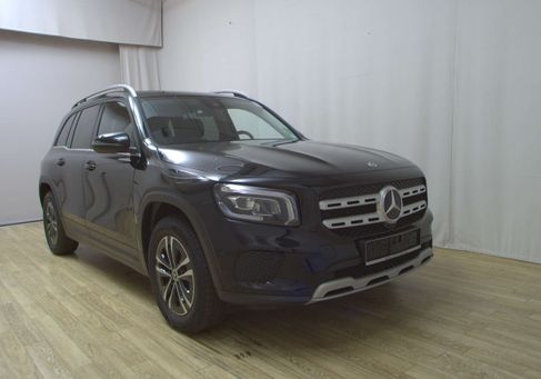 Mercedes-Benz GLB 200, 2023