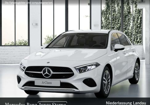 Mercedes-Benz A 180, 2026