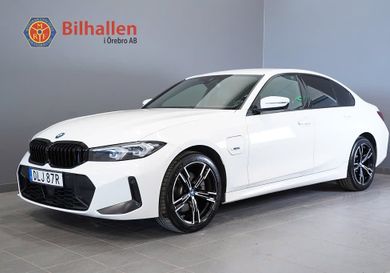 BMW 330, 2023