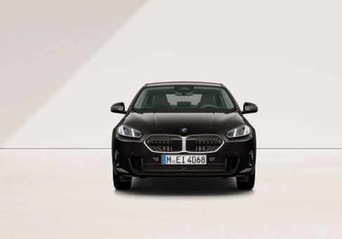 BMW 216, 2025