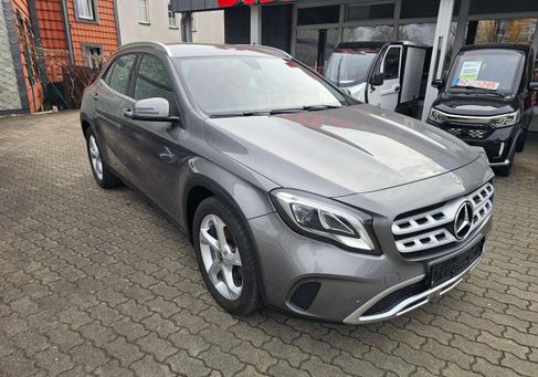 Mercedes-Benz CLA 180, 2017