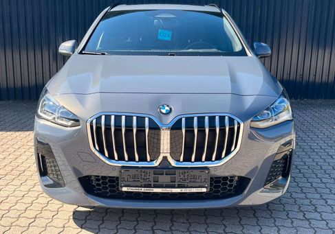 BMW 218, 2024