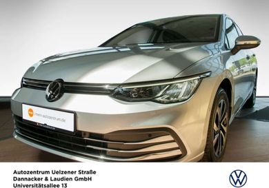 Volkswagen Golf, 2023