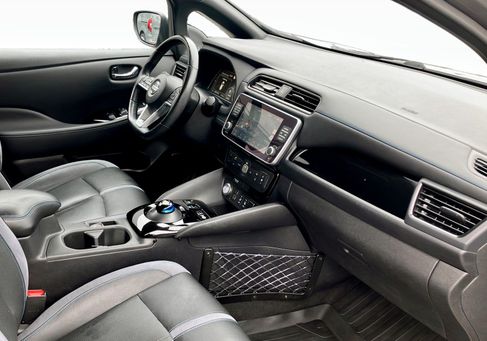 Nissan Leaf, 2021 3