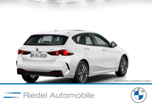 BMW 114, 2025