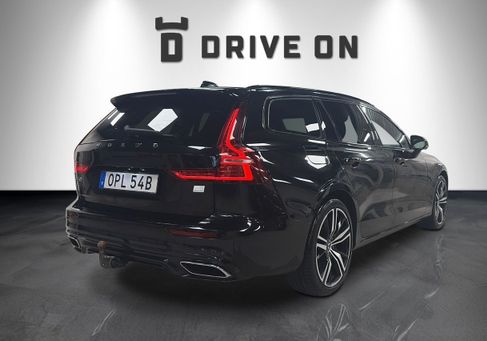 Volvo V60, 2021
