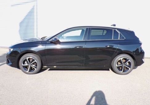Opel Astra, 2025