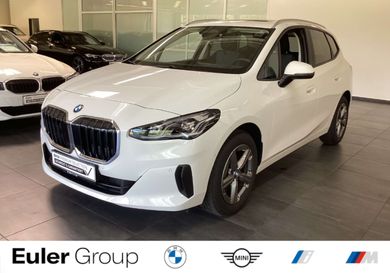 BMW 220, 2025