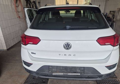 Volkswagen T-Roc, 2019 3