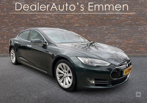 Tesla Model S, 2014