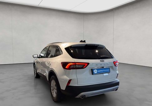 Ford Kuga, 2025