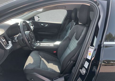 Volvo V60, 2023