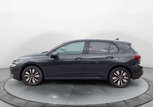 Volkswagen Golf, 2024 3