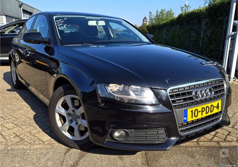 Audi A4, 2011