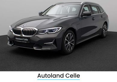 BMW 330, 2021