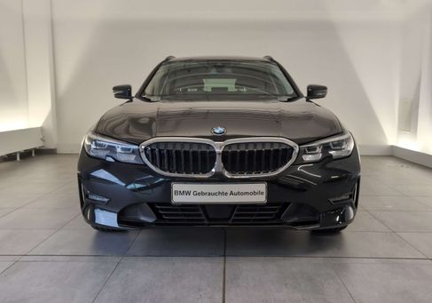 BMW 330, 2021 3