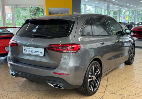 Mercedes-Benz B 200, 2019