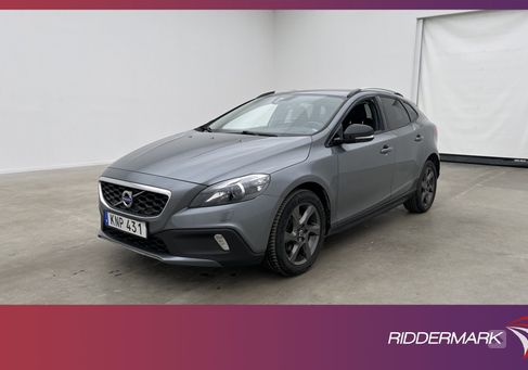 Volvo V40 Cross Country, 2015