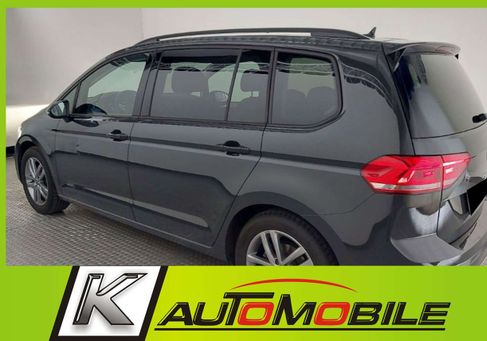 Volkswagen Touran, 2025 3