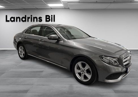 Mercedes-Benz E 220, 2018 3