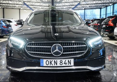 Mercedes-Benz E 220, 2022