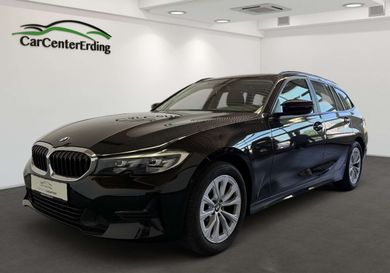 BMW 318, 2022