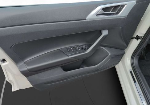 Volkswagen Polo, 2025 3