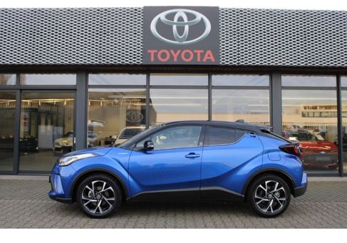 Toyota C-HR, 2022