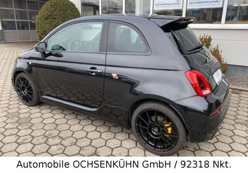 Abarth 695, 2023