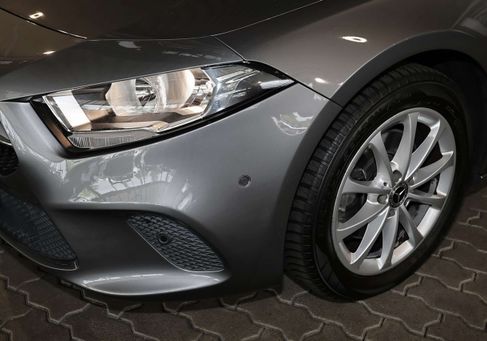 Mercedes-Benz A 220, 2019 3