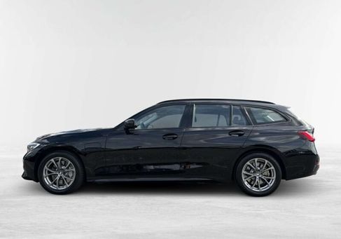 BMW 330, 2021 3