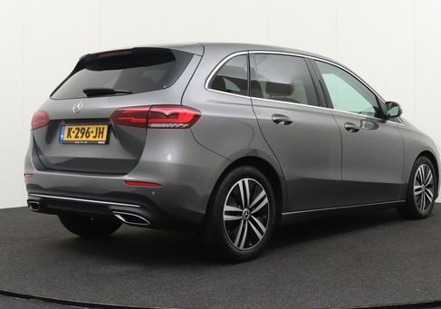 Mercedes-Benz B 180, 2021