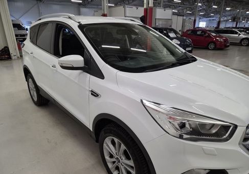 Ford Kuga, 2020