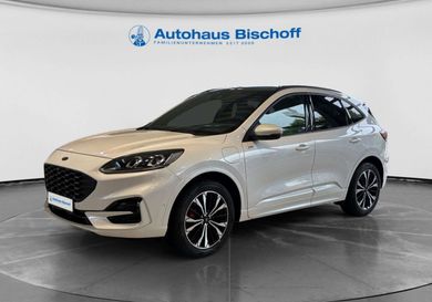 Ford Kuga, 2022