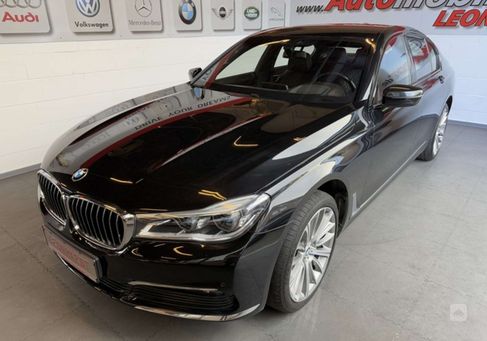BMW 750, 2017
