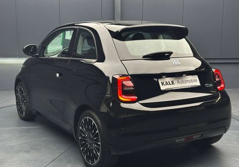 Fiat 500, 2022