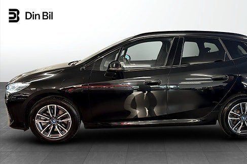 BMW 230, 2023