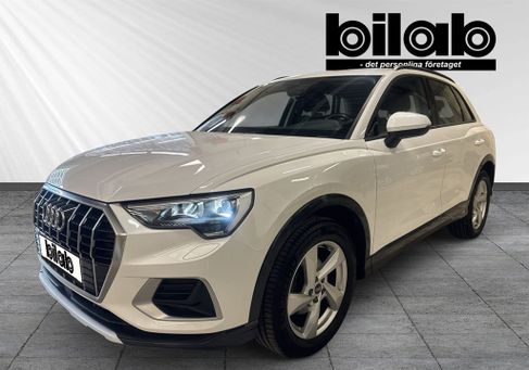 Audi Q3, 2022
