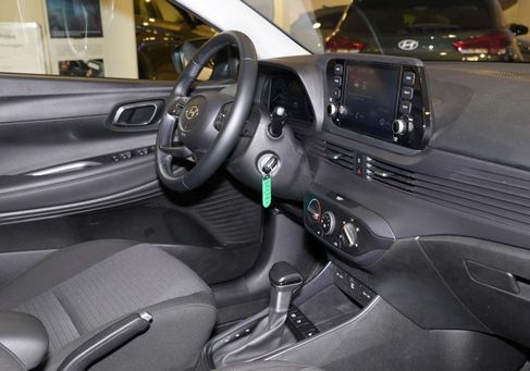 Hyundai i20, 2023 3