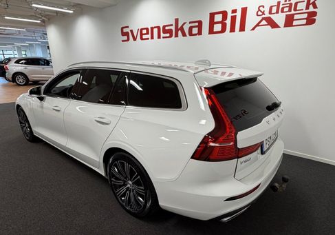Volvo V60, 2022