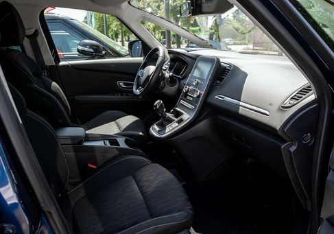Renault Scenic, 2019 3