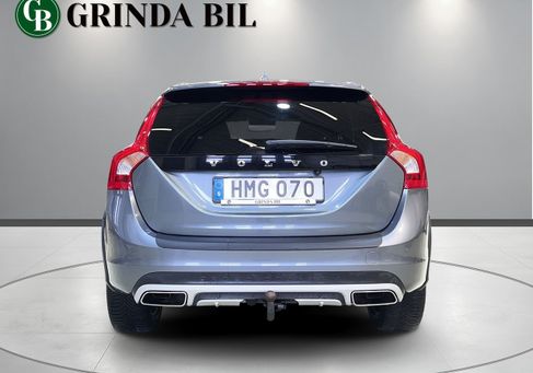 Volvo V60 Cross Country, 2017