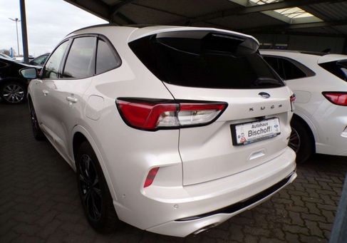Ford Kuga, 2022