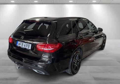 Mercedes-Benz C 300, 2021 3