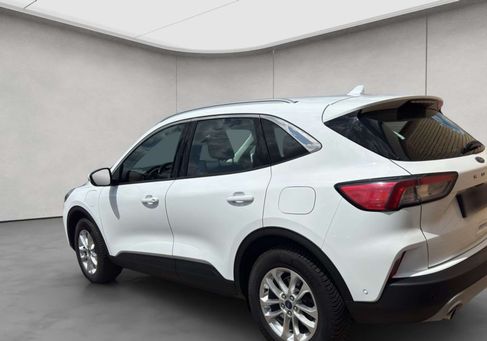 Ford Kuga, 2022